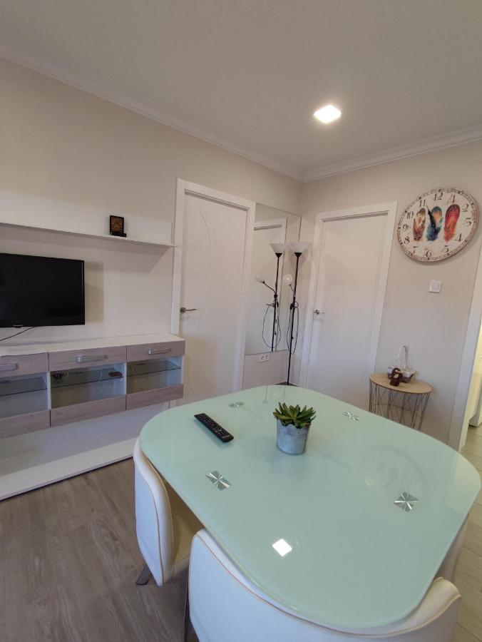 Precioso Apartamento 3 Dormitorios, Aire Acondicionado Menos 10 Min A Pie Feria Jerez De La Frontera Eksteriør bilde
